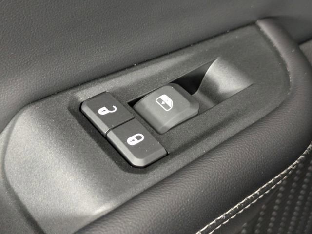 Certified 2024 Jeep Grand Cherokee Limited w/ Luxury Tech Group II image 26