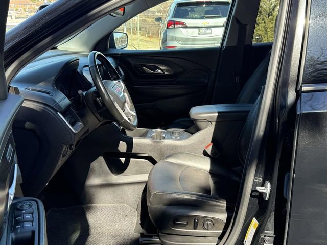 Certified 2023 GMC Terrain SLT image 10