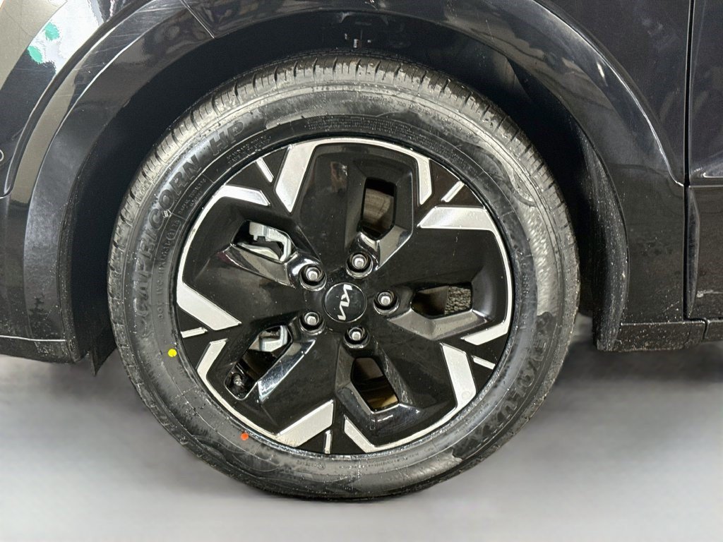 Used 2023 Kia Niro Wave FWD image 37