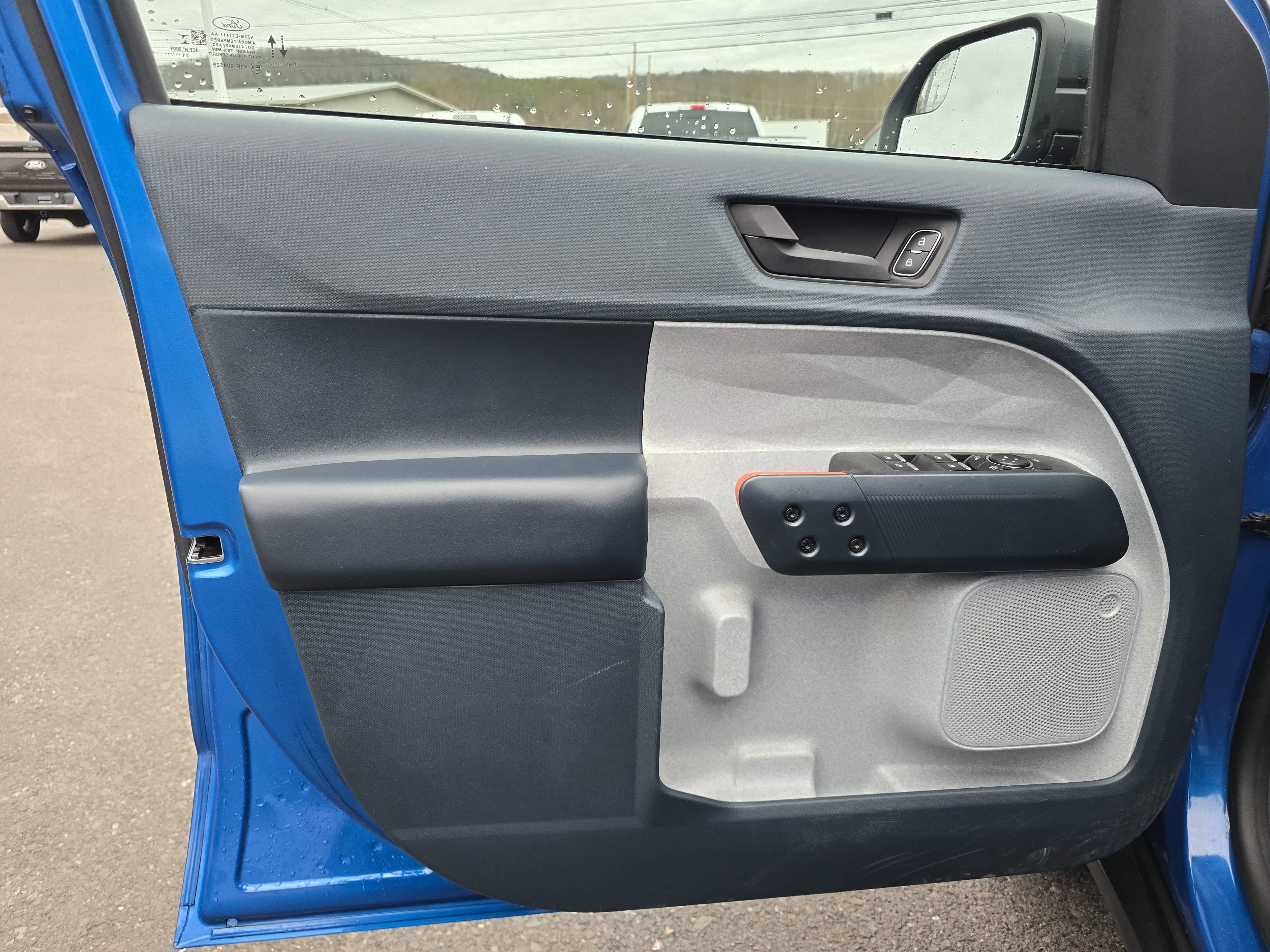 Used 2022 Ford Maverick XLT w/ Equipment Group 300A Standard image 16