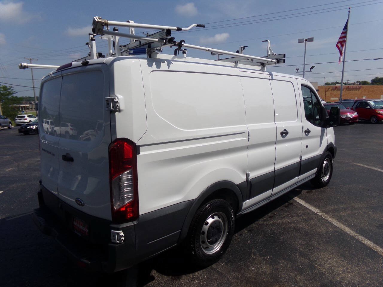 Used 2018 Ford Transit 150 130 Low Roof RWD image 11
