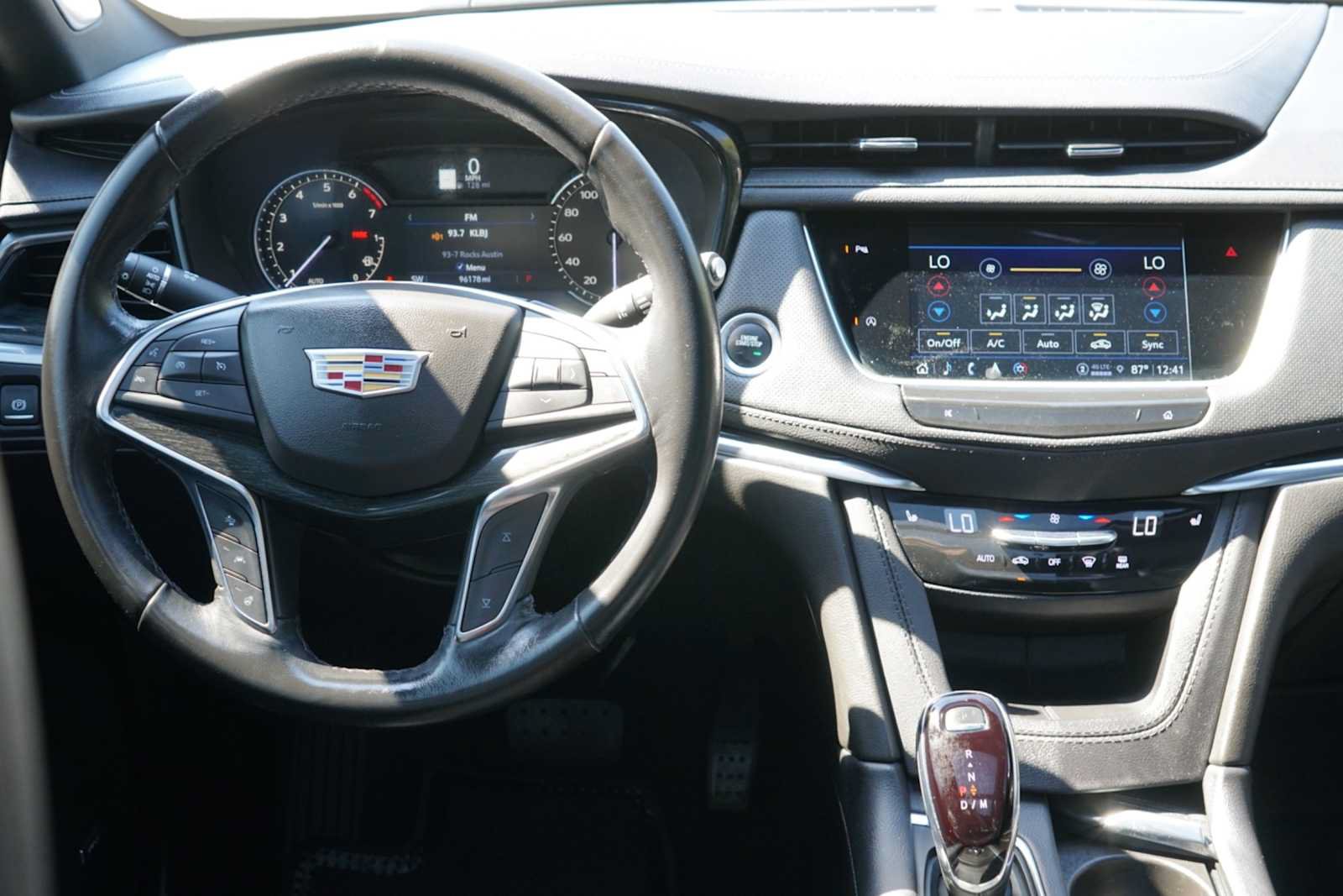 Used 2023 Cadillac XT5 Premium Luxury FWD image 22