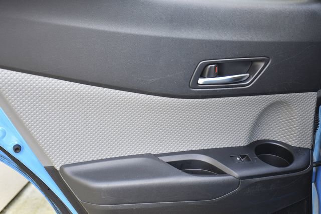 Used 2019 Toyota C-HR XLE FWD image 23