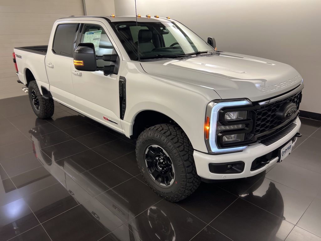 New 2026 Ford F250 Lariat w/ Tremor Off-Road Package