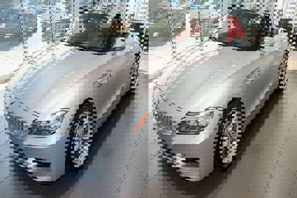 Used 2015 BMW Z4 sDrive35is image 22