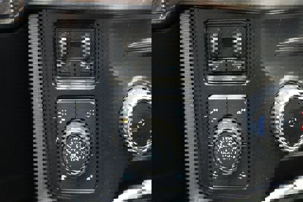 Used 2023 Ford F150 Platinum w/ Equipment Group 701A High image 33