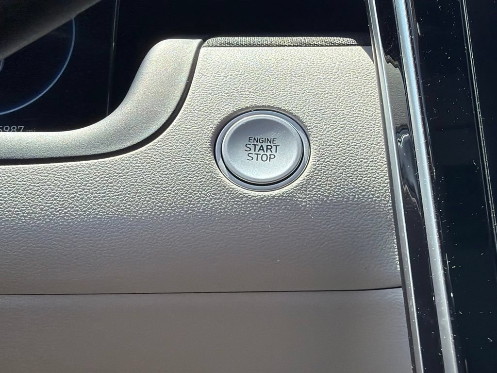 Certified 2024 Hyundai Tucson Limited AWD/4WD image 16