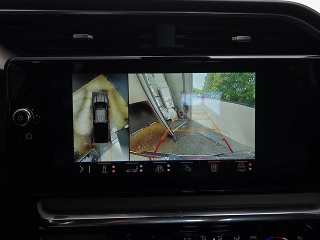 Used 2024 GMC Sierra 3500 Denali w/ Denali Reserve Package AWD/4WD image 23