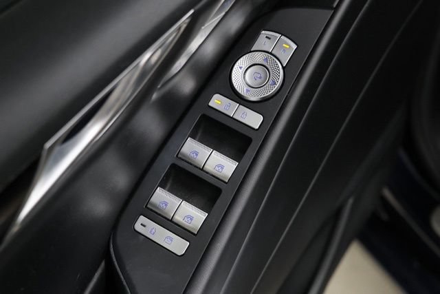 Used 2025 Genesis G80 2.5T AWD/4WD image 22