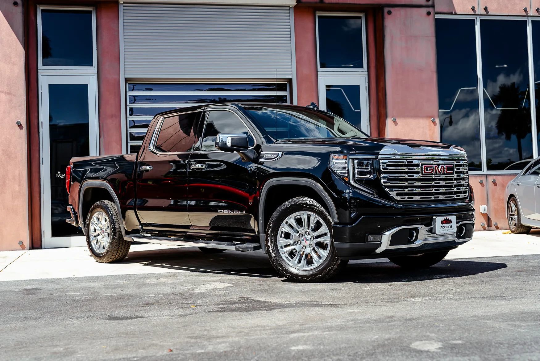 Used 2022 GMC Sierra 1500 Denali image 3