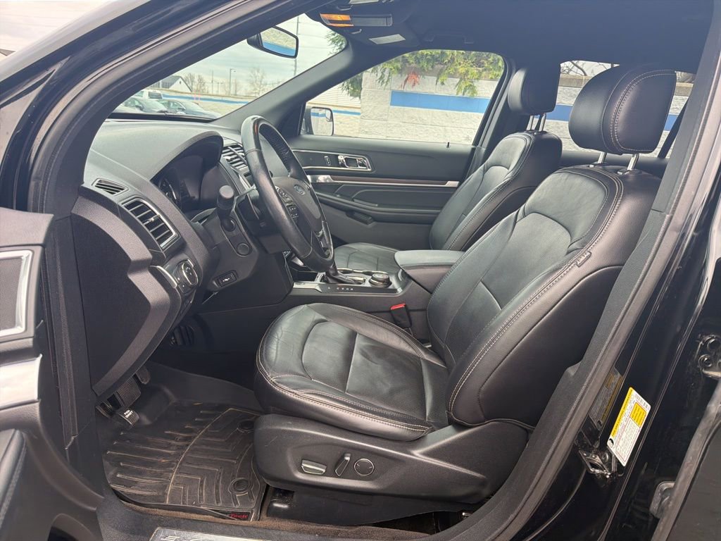 Used 2017 Ford Explorer Limited AWD/4WD image 16