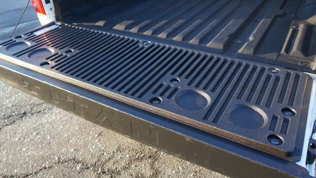 Used 2024 Nissan Titan SV w/ SV Convenience Package image 82