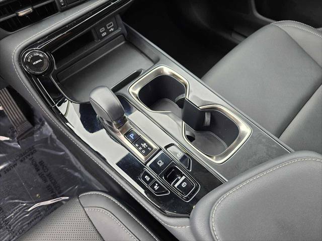 Used 2022 Lexus NX 350h AWD w/ Towing Package (2000 Lbs) image 30