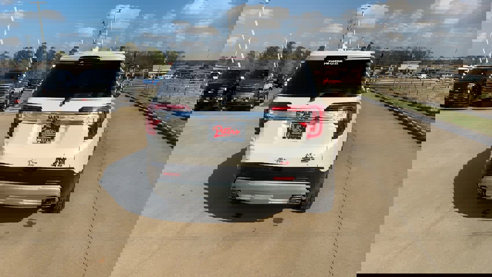 Used 2021 GMC Acadia SLT image 7