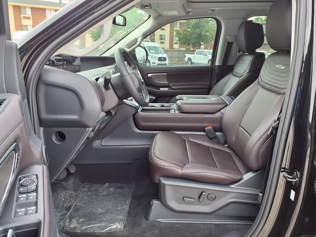 New 2026 Ford Expedition Platinum w/ Platinum Ultimate Package AWD/4WD image 20