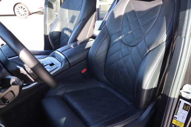 Used 2023 BMW X5 xDrive40i AWD/4WD image 10