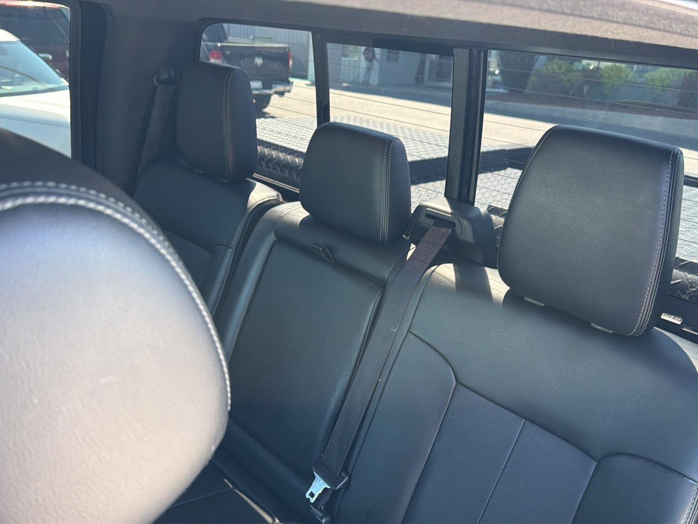 Used 2015 Ford F250 Lariat w/ Lariat Interior Package AWD/4WD image 30