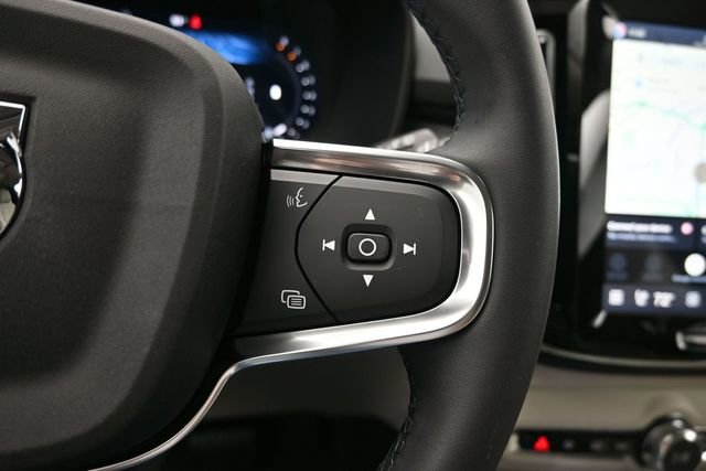 New 2026 Volvo XC40 B5 Plus w/ Climate Package AWD/4WD image 25