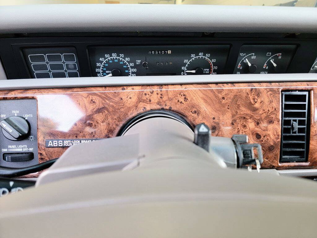 Used 1994 Buick Regal Custom FWD image 26
