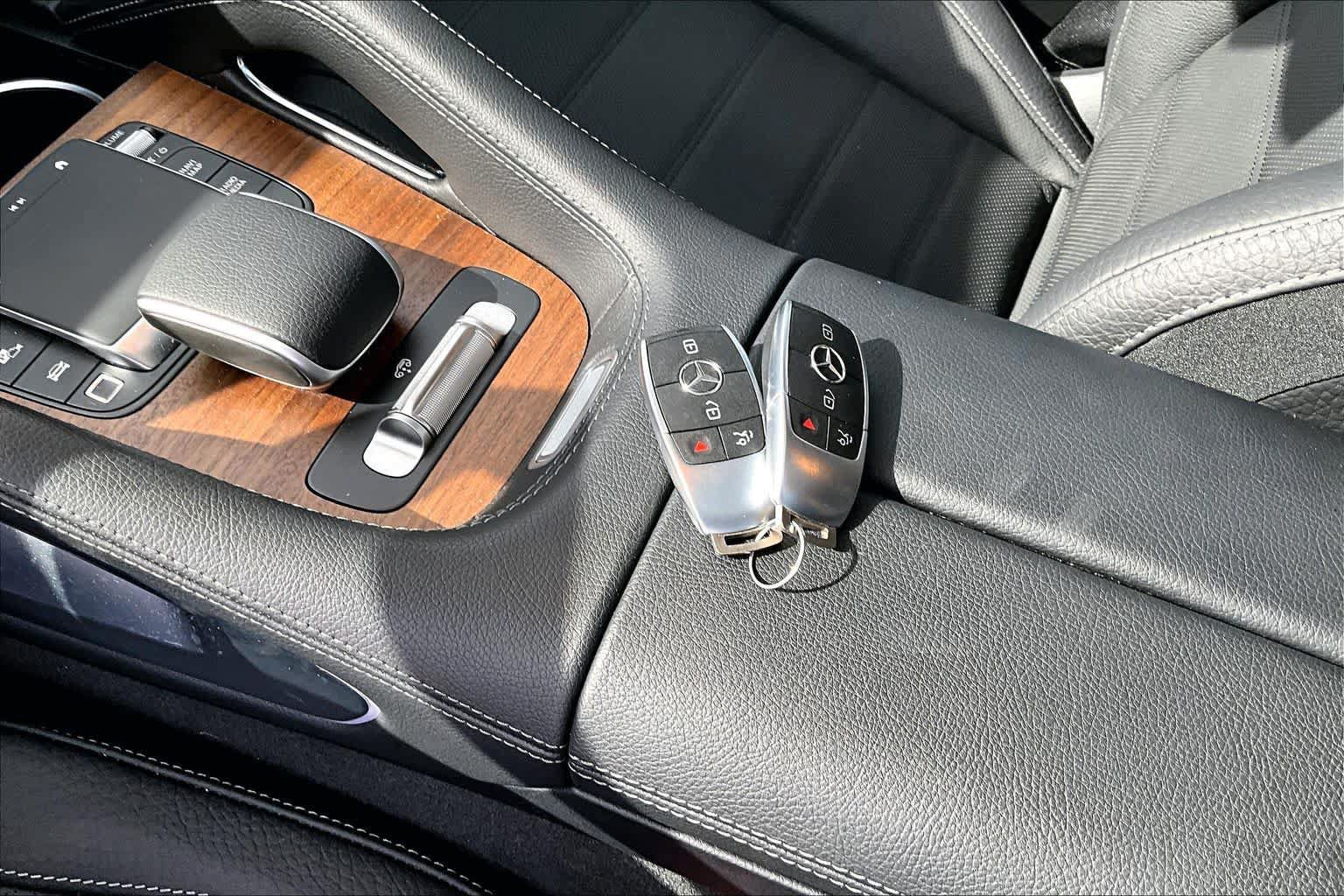 Used 2026 Mercedes-Benz GLS 450 4MATIC image 14