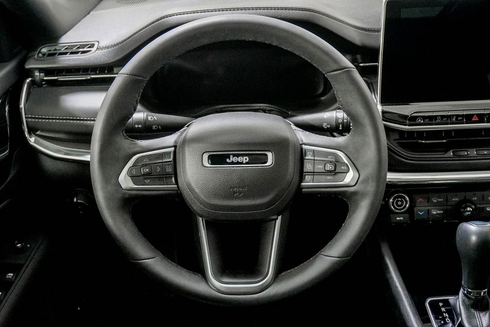 Used 2023 Jeep Compass High Altitude AWD/4WD image 19