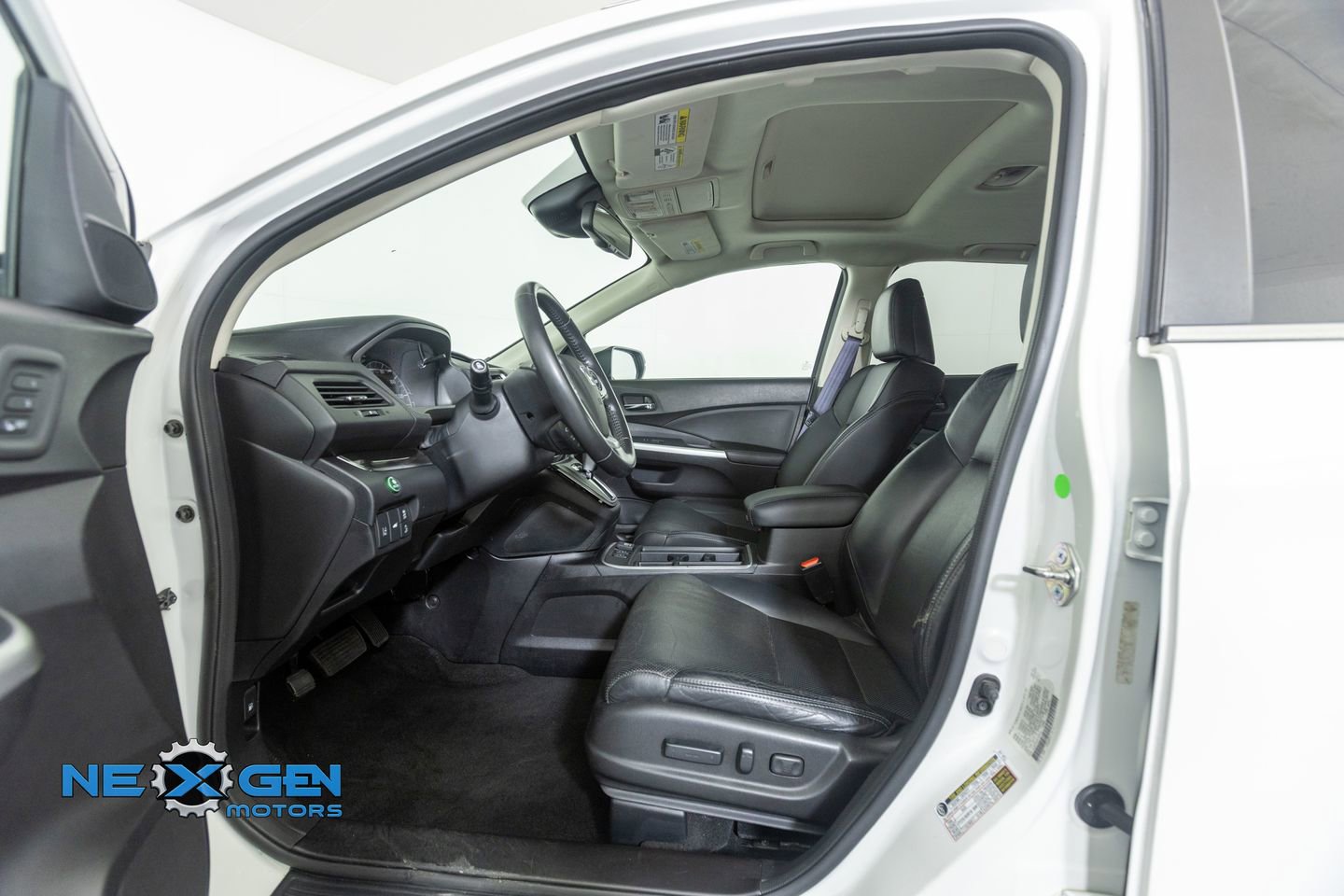 Used 2016 Honda CR-V Touring image 11