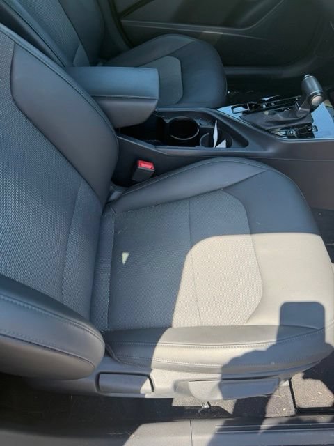 Used 2023 Kia Niro EX FWD image 9