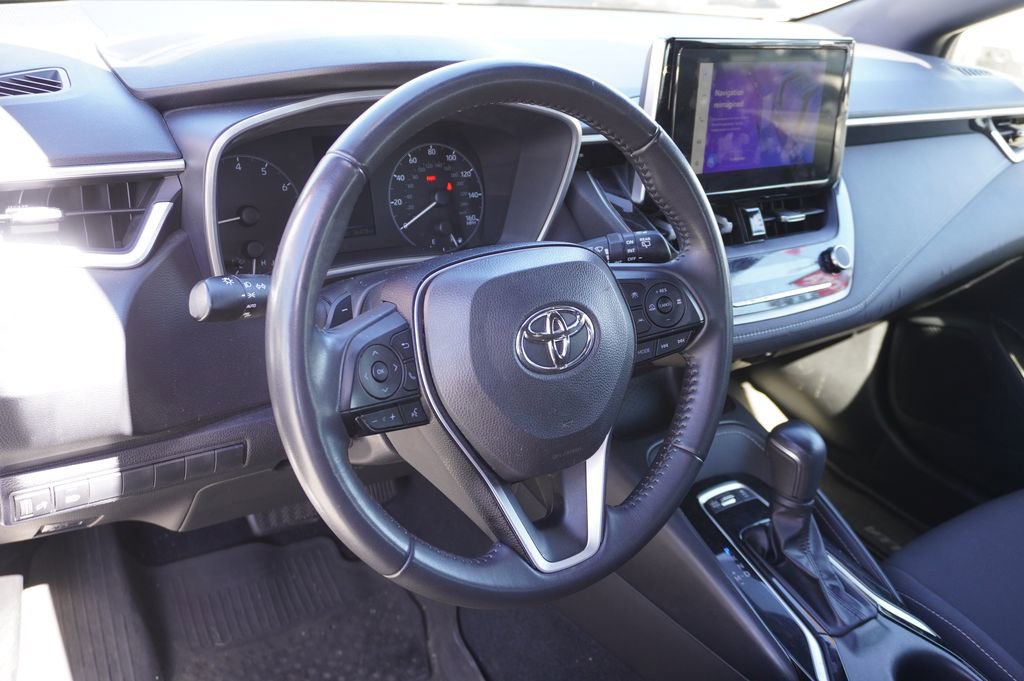 Certified 2023 Toyota Corolla SE image 3
