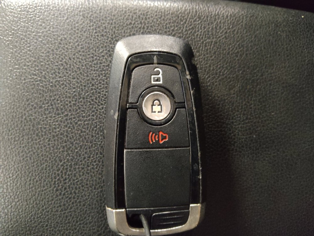 Used 2021 Ford EcoSport SE w/ SE Convenience Package FWD image 32