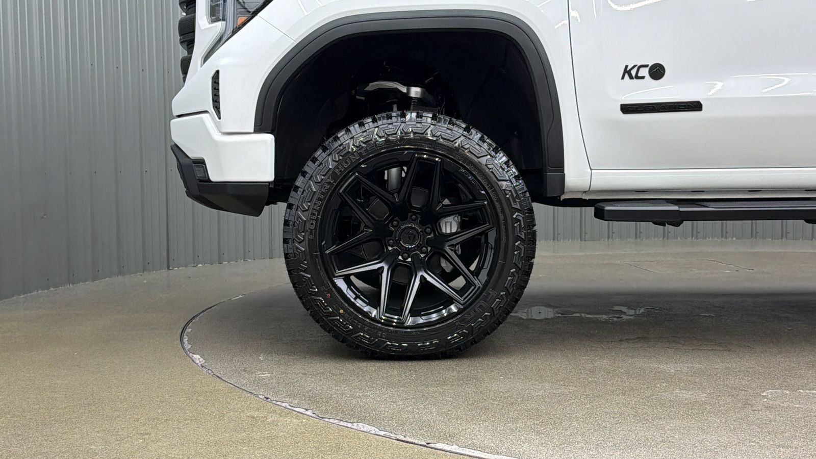 Used 2026 GMC Sierra 1500 Elevation AWD/4WD image 9