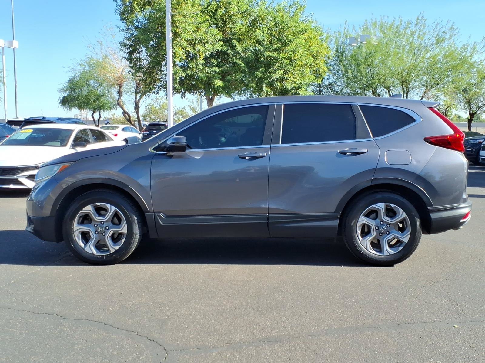 Used 2019 Honda CR-V EX image 2