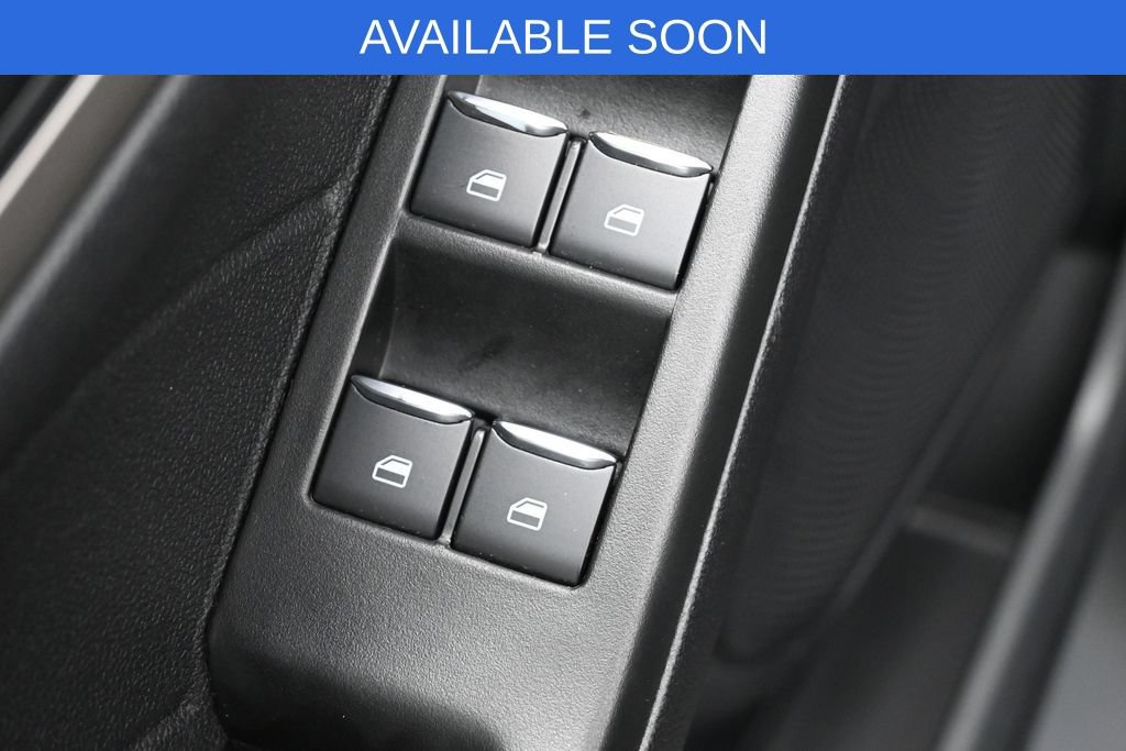Used 2022 Ford Escape SE w/ SE Sport Appearance Package AWD/4WD image 12
