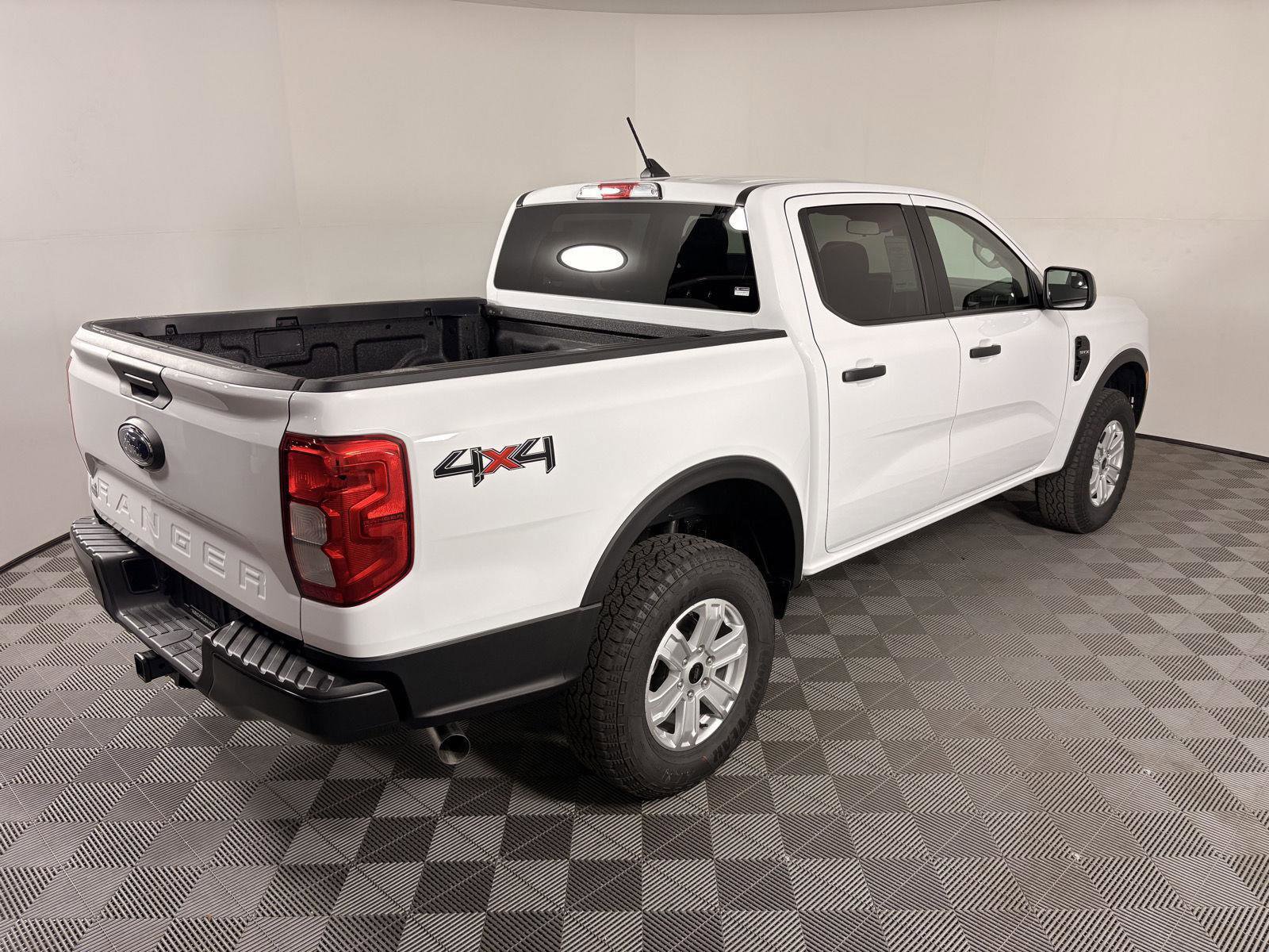 Used 2025 Ford Ranger XL w/ Trailer Tow Package image 8