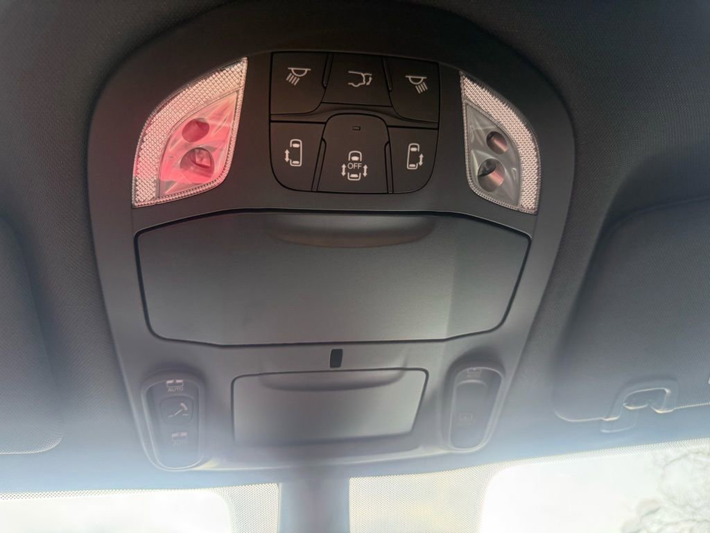 New 2026 Chrysler Pacifica Limited w/ S Appearance Package image 62