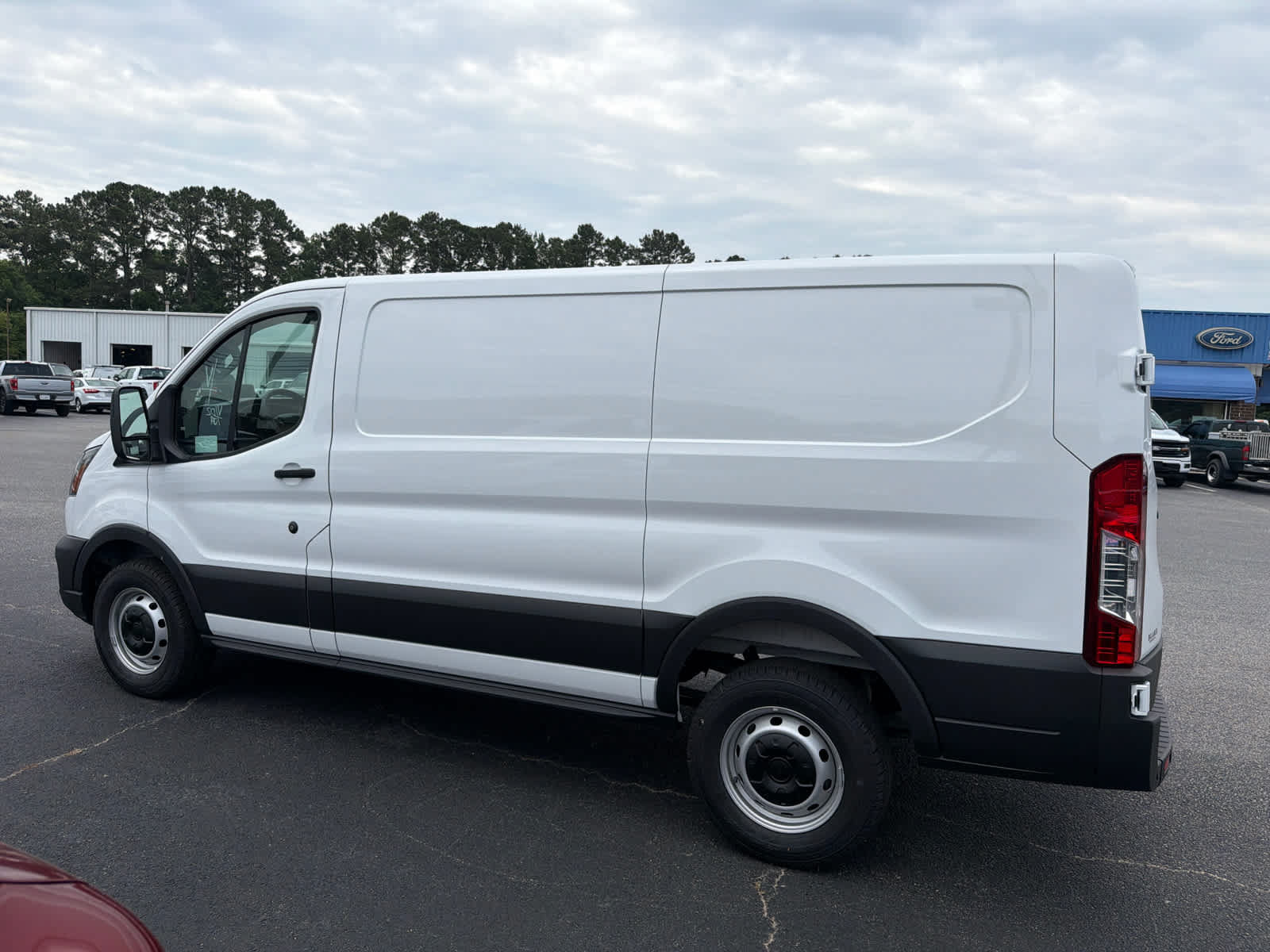 New 2026 Ford Transit 250 Low Roof RWD image 6