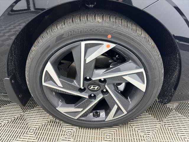 New 2026 Hyundai Elantra Limited image 13