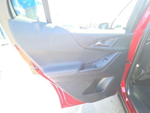 New 2026 Chevrolet Equinox LT w/ Convenience Package II image 25