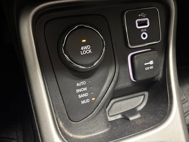 Used 2018 Jeep Compass Latitude image 33