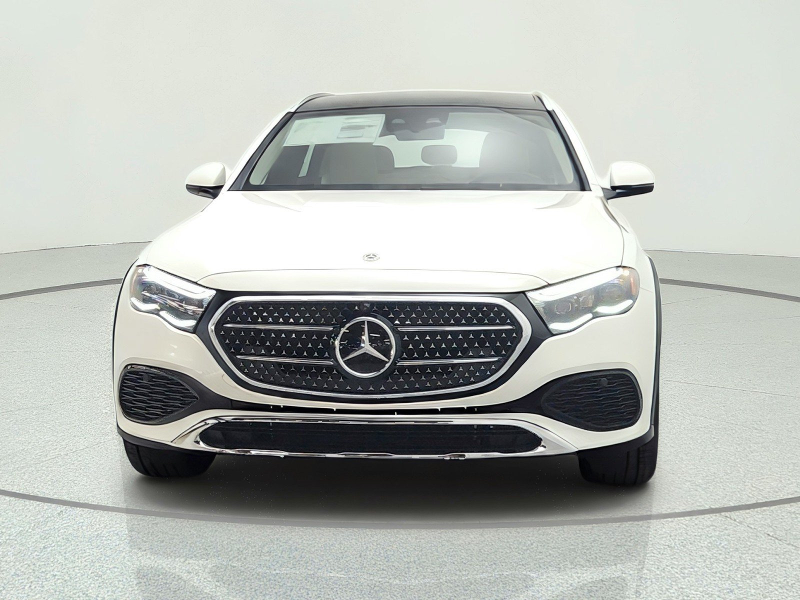 New 2027 Mercedes-Benz E 450 4MATIC All-Terrain Wagon image 2