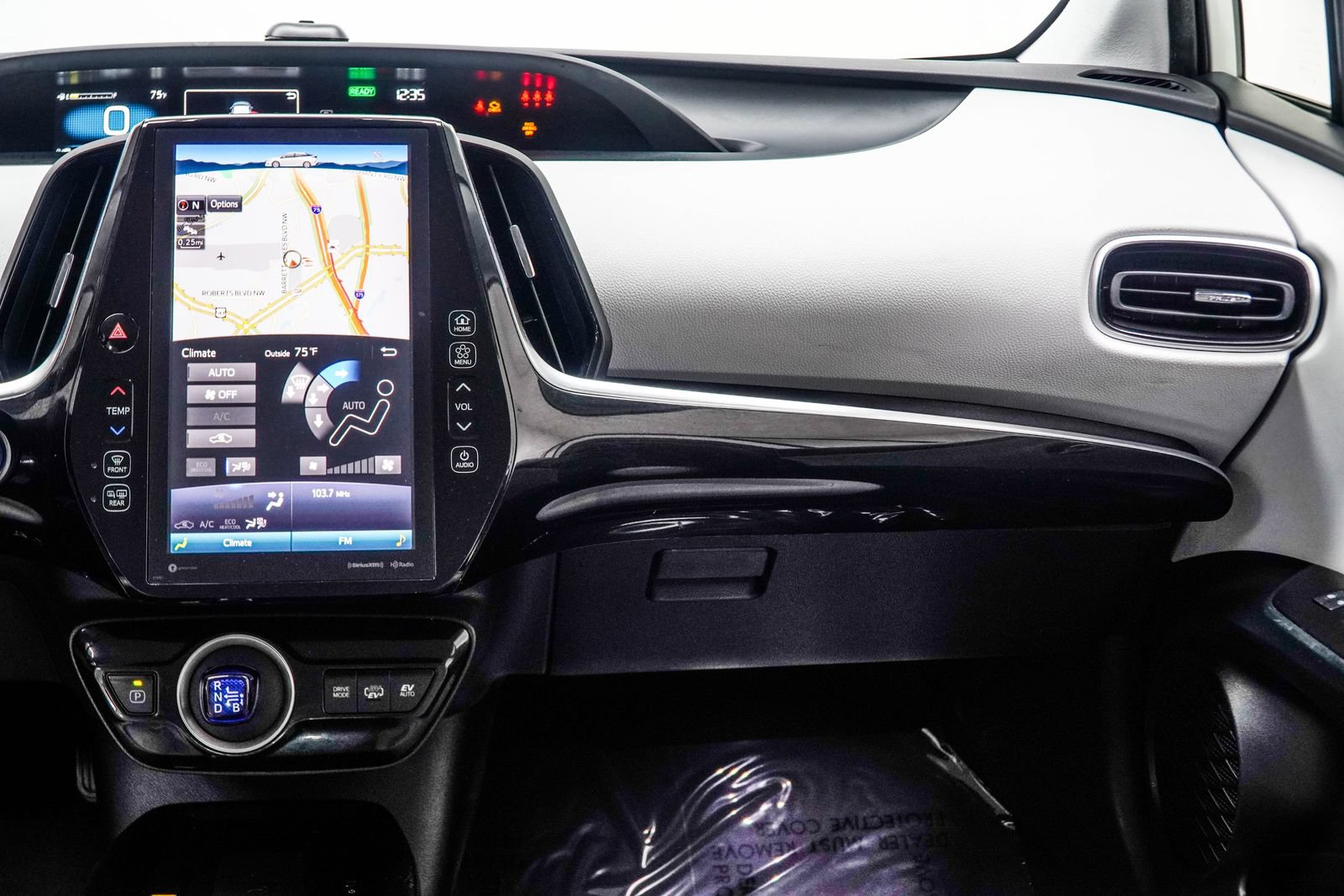 Used 2021 Toyota Prius Prime XLE FWD image 20