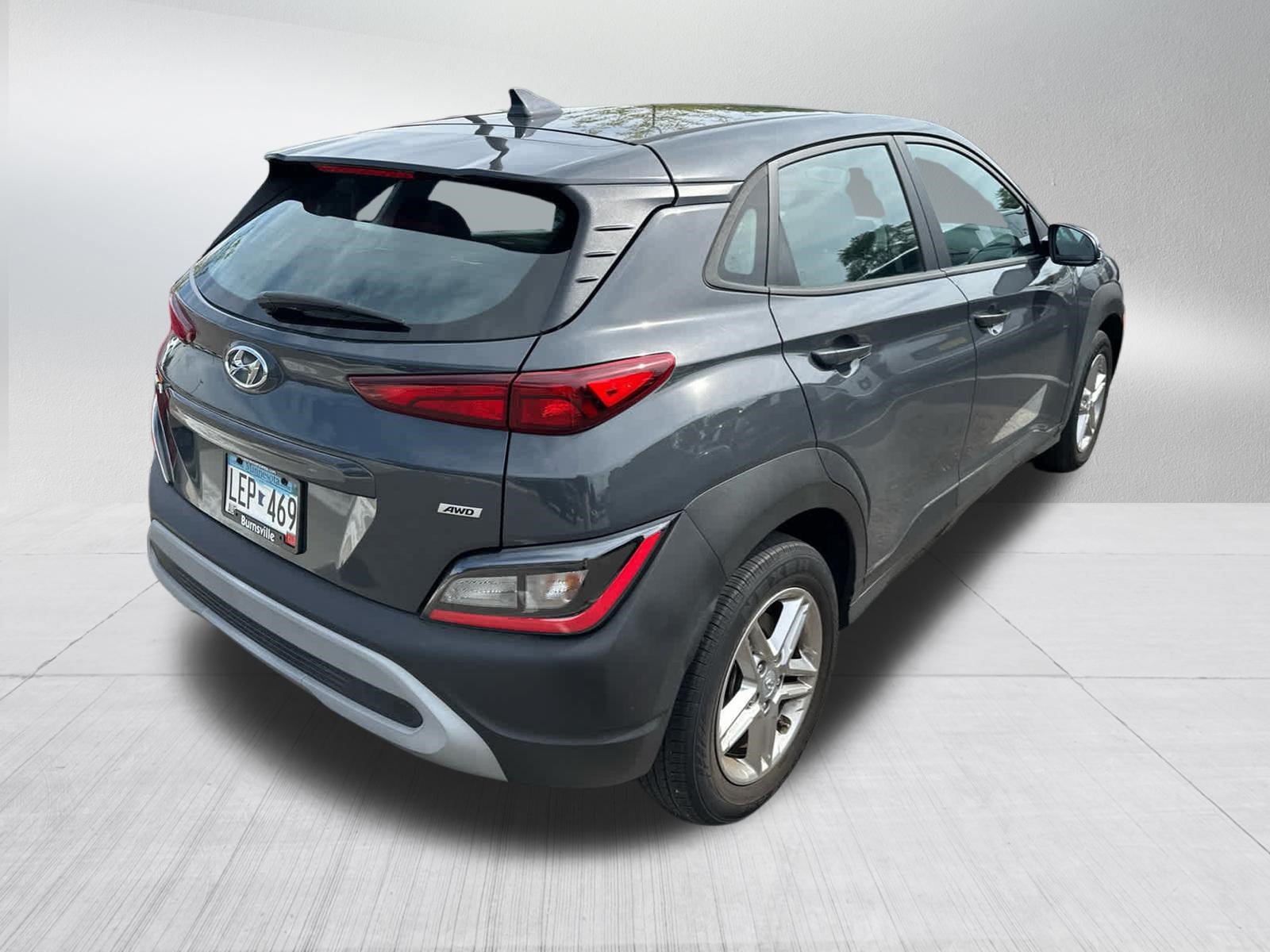 Certified 2023 Hyundai Kona SE AWD/4WD image 2