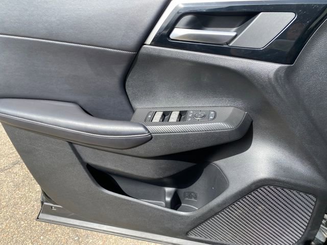 Used 2024 Mitsubishi Outlander SE image 14