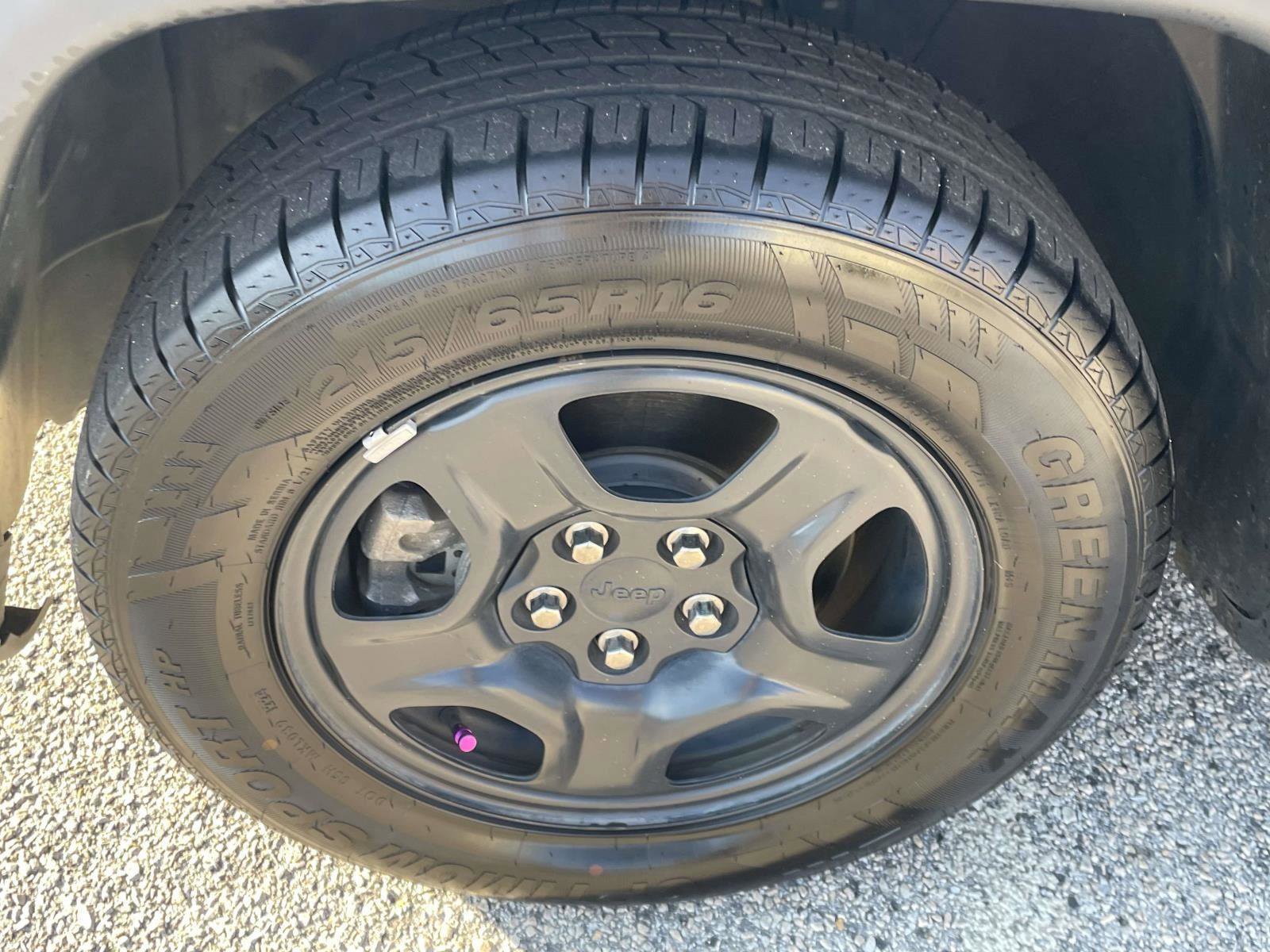 Used 2019 Jeep Compass Sport image 9