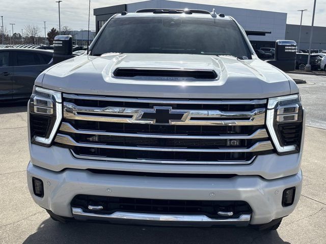 Used 2024 Chevrolet Silverado 3500 High Country w/ High Country Premium Package image 13
