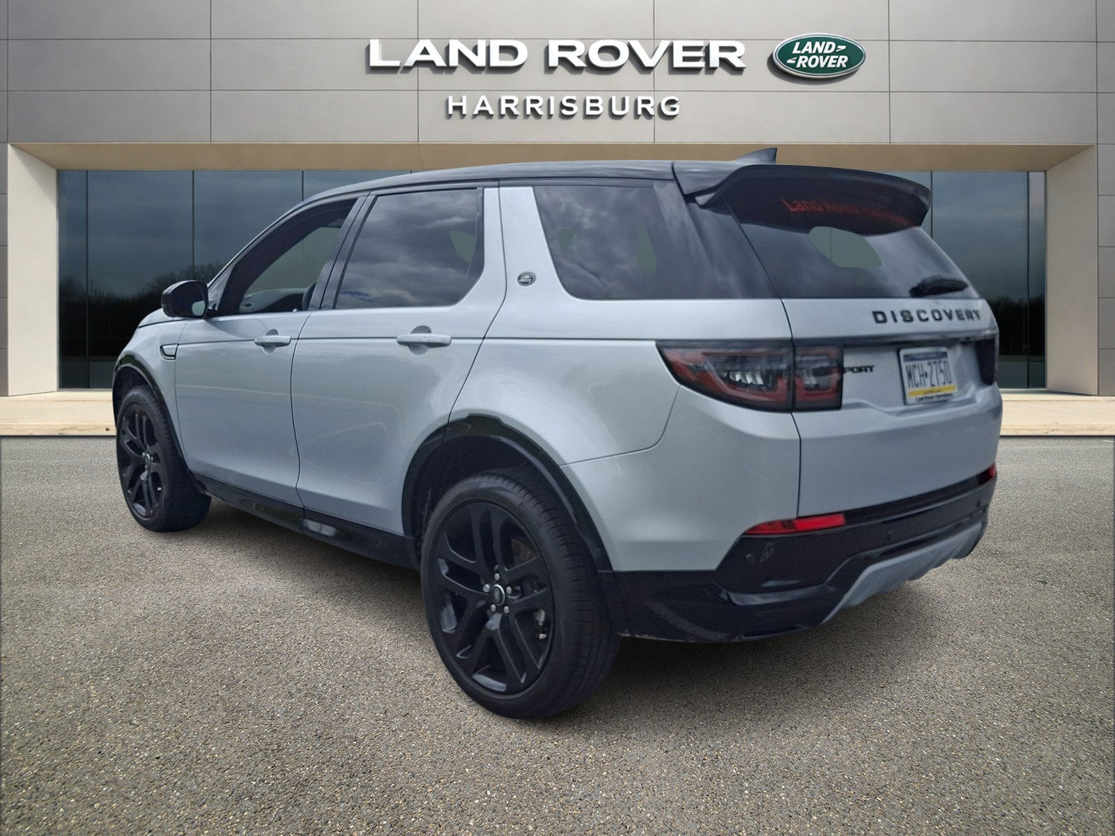 New 2025 Land Rover Discovery Sport Dynamic SE AWD/4WD image 2