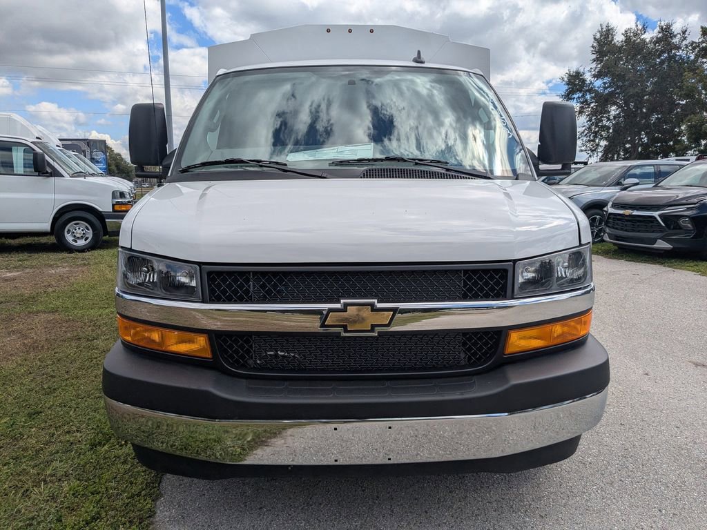 New 2025 Chevrolet Express 3500 w/ Power Convenience Package image 3