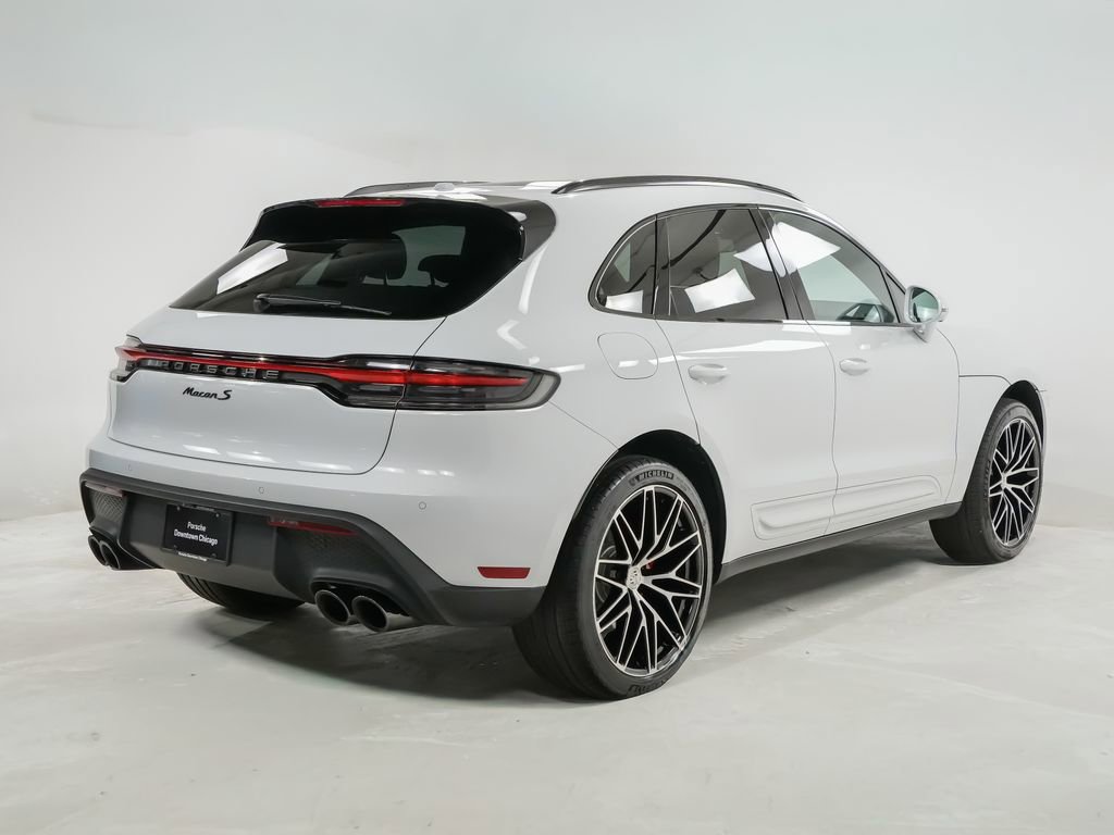 Certified 2025 Porsche Macan S image 10
