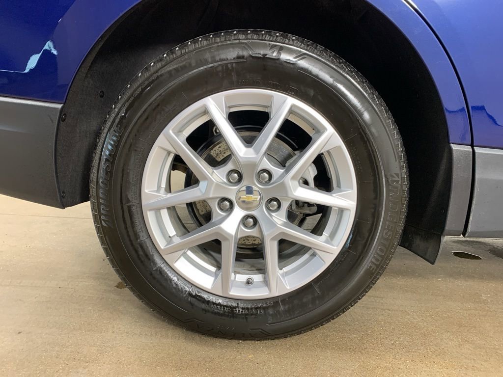 Used 2022 Chevrolet Equinox LT image 38