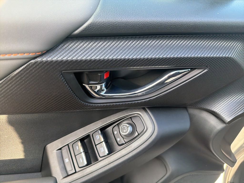 Used 2025 Subaru Crosstrek 2.5i Limited w/ Crosstrek Mirror Package image 11