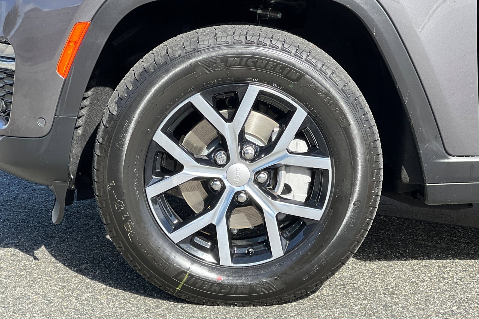 New 2025 Jeep Grand Cherokee Limited w/ Luxury Tech Group II image 26